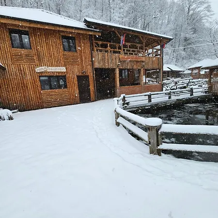 Ribnjak Filopivic Lägenhet Ples